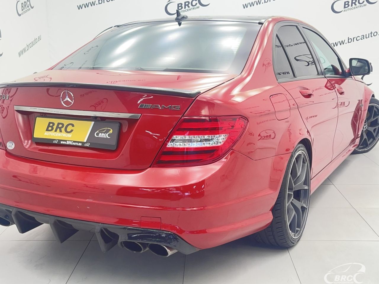 Mercedes-Benz C63 AMG | 35