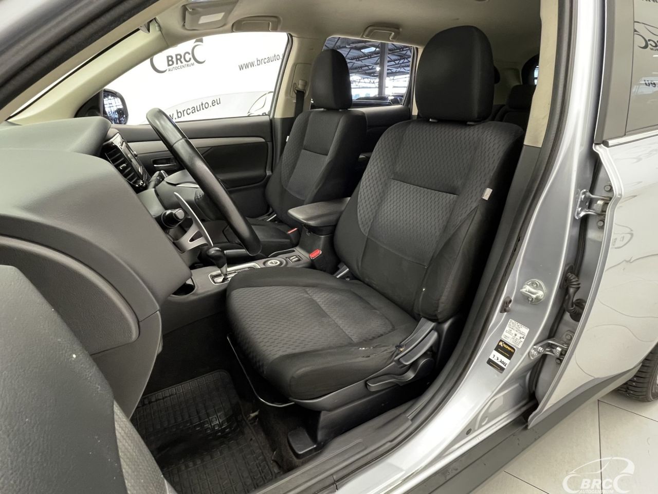 Mitsubishi Outlander | 21