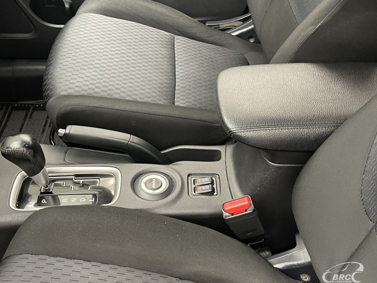 Mitsubishi Outlander | 23