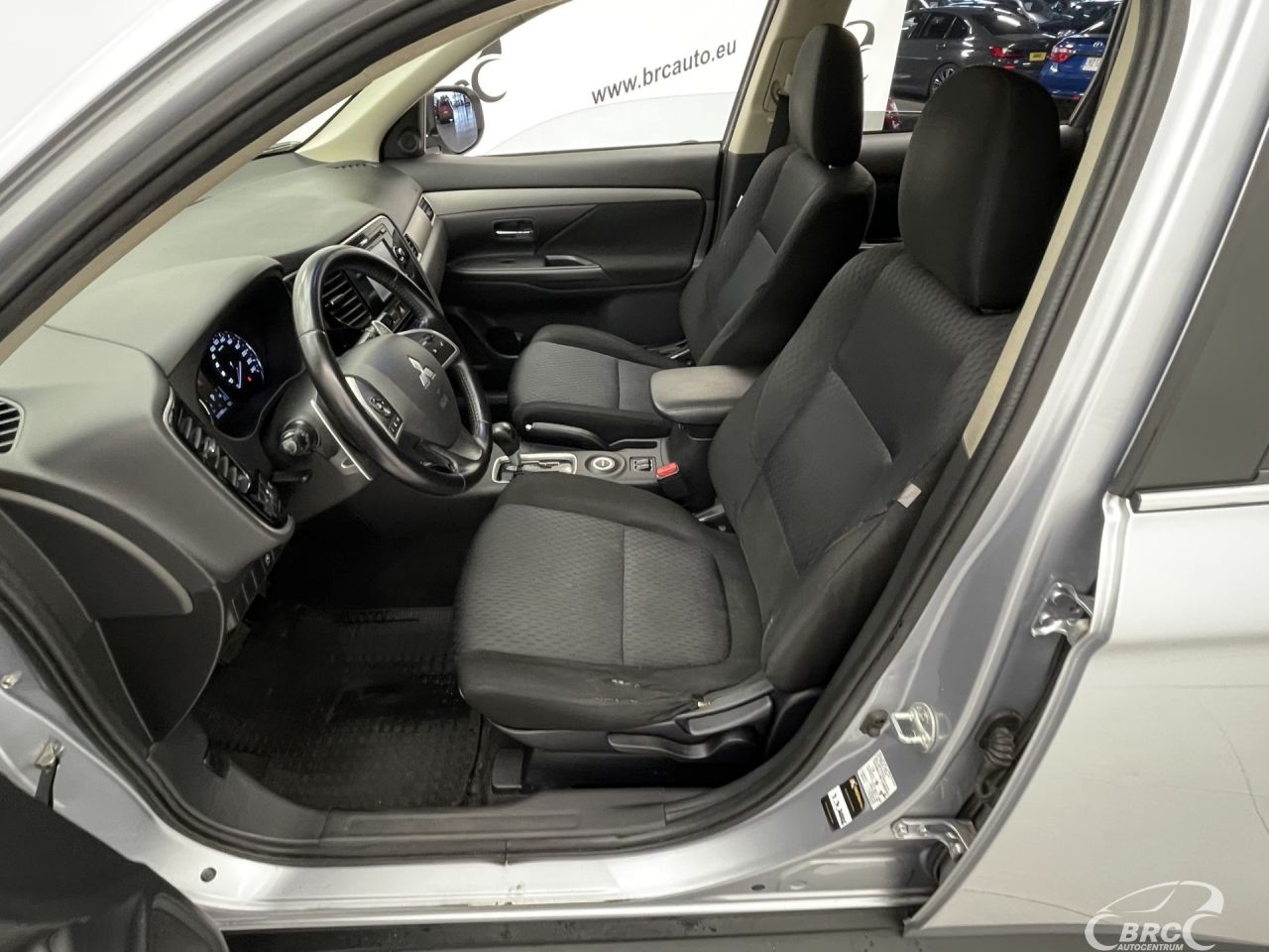 Mitsubishi Outlander | 19