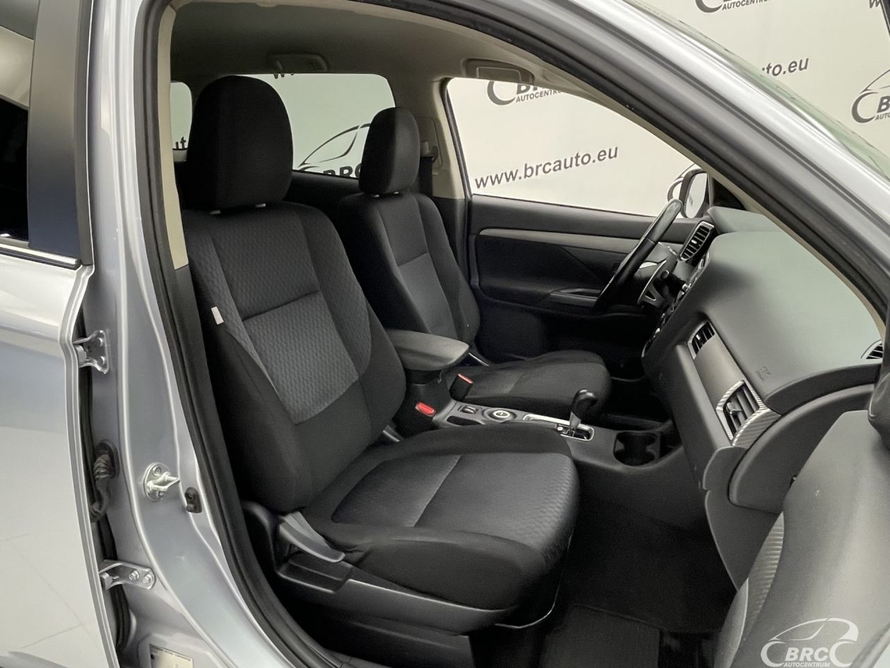 Mitsubishi Outlander | 6