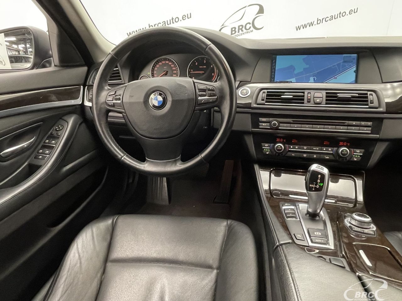 BMW 520 | 12