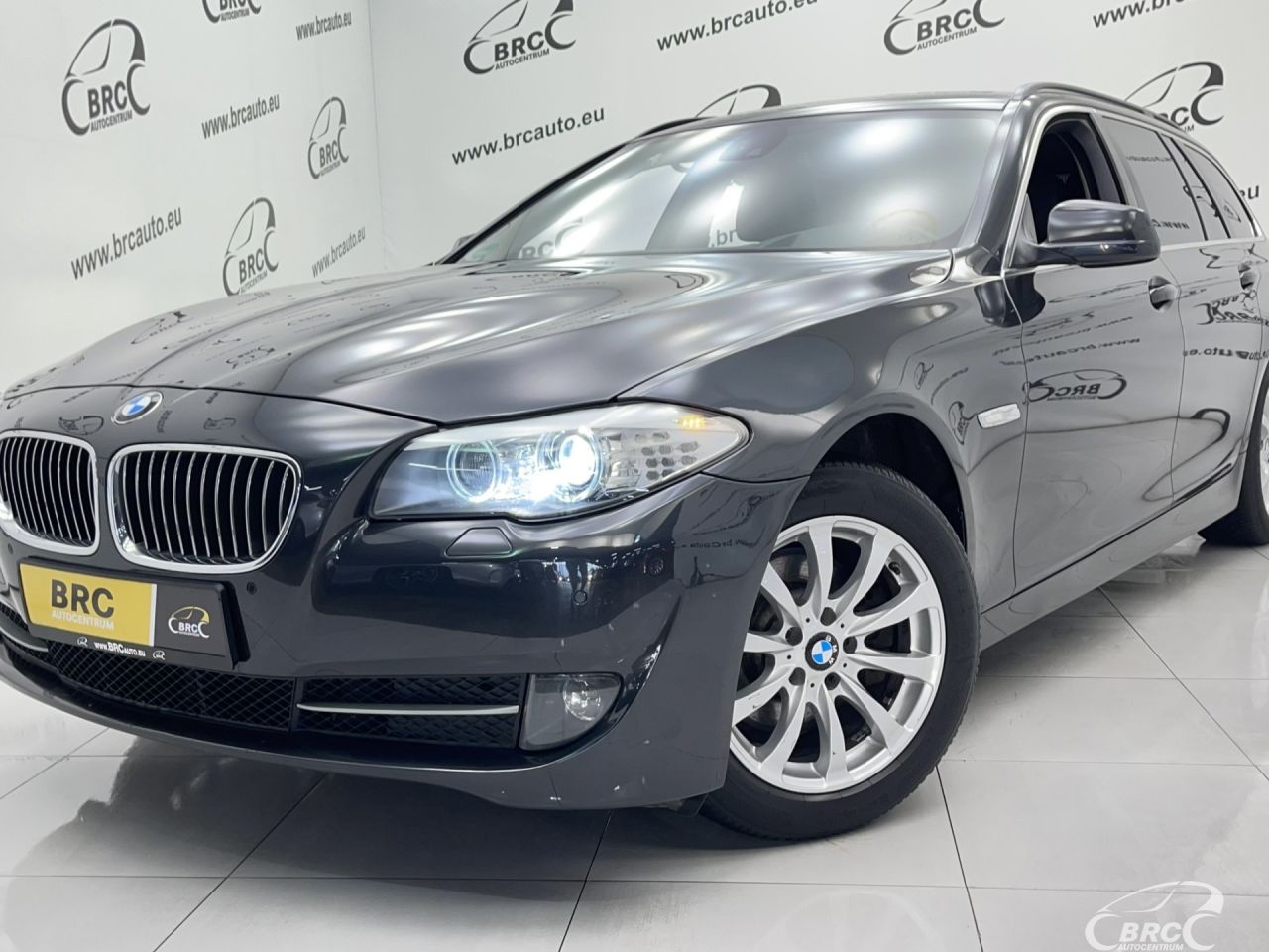 BMW 520 | 52