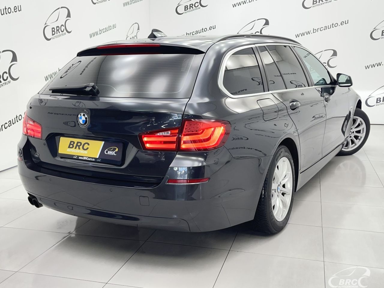 BMW 520 | 53
