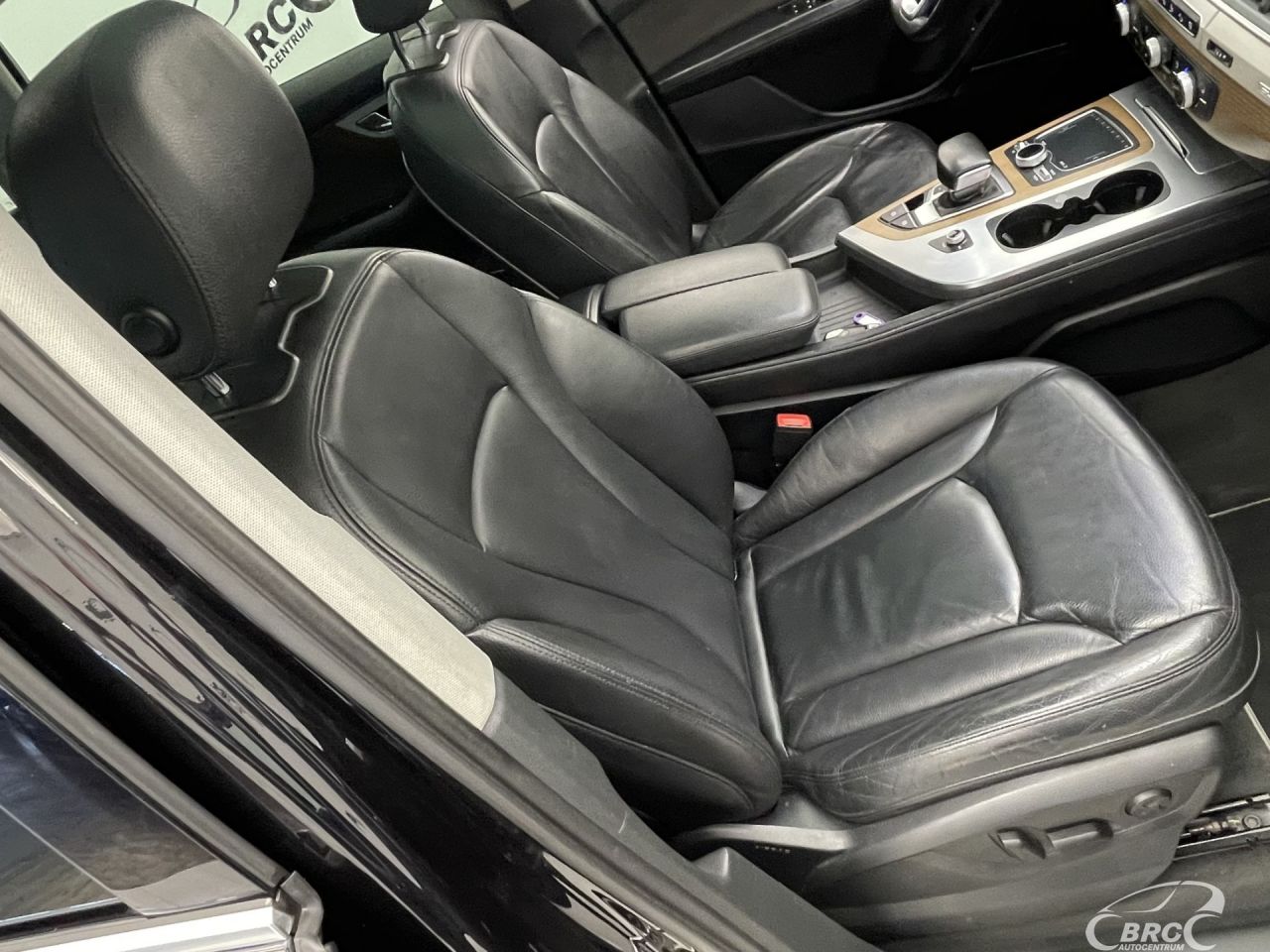 Audi Q7 | 4