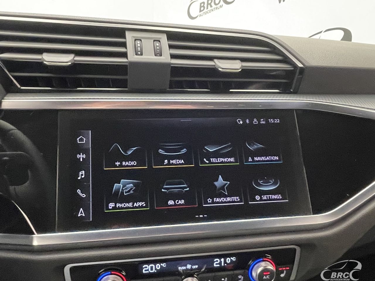 Audi Q3 | 37