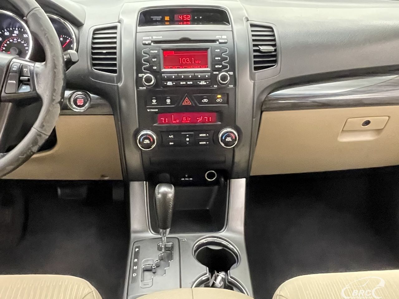 Kia Sorento | 13