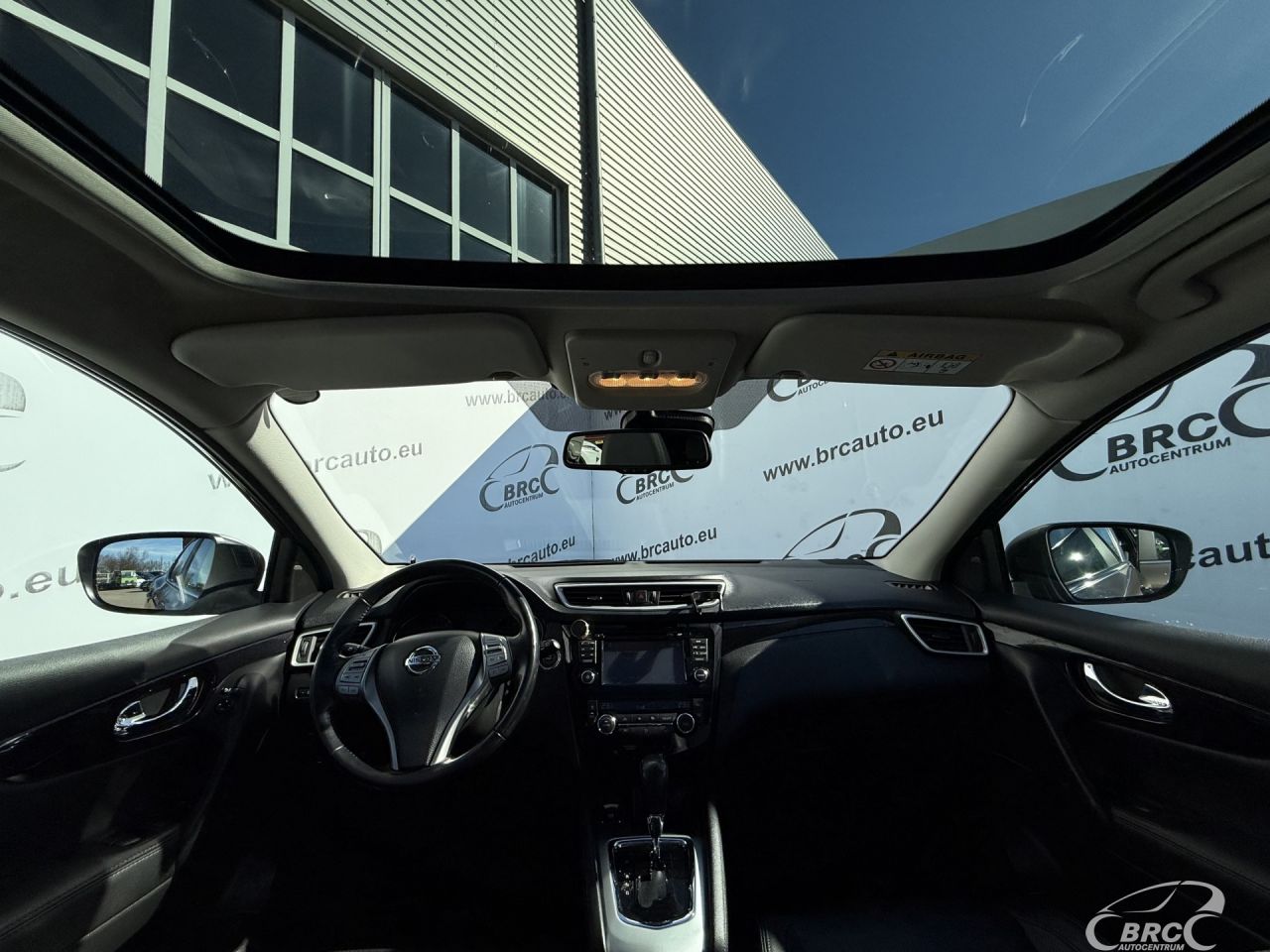 Nissan Qashqai | 12