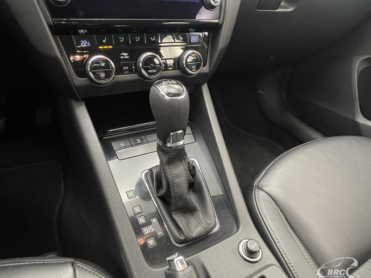 Skoda Octavia | 23
