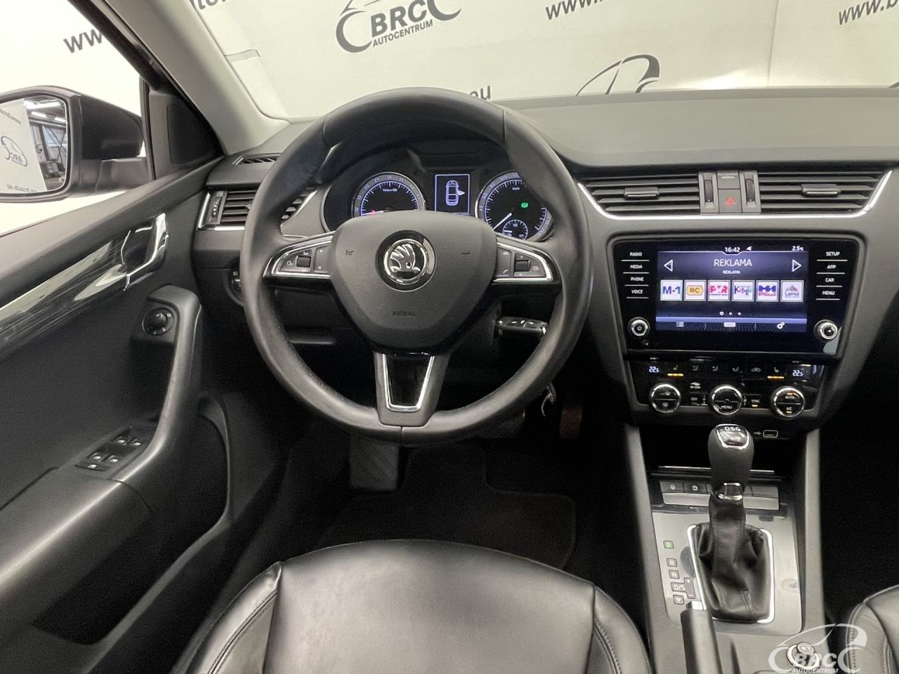 Skoda Octavia | 12