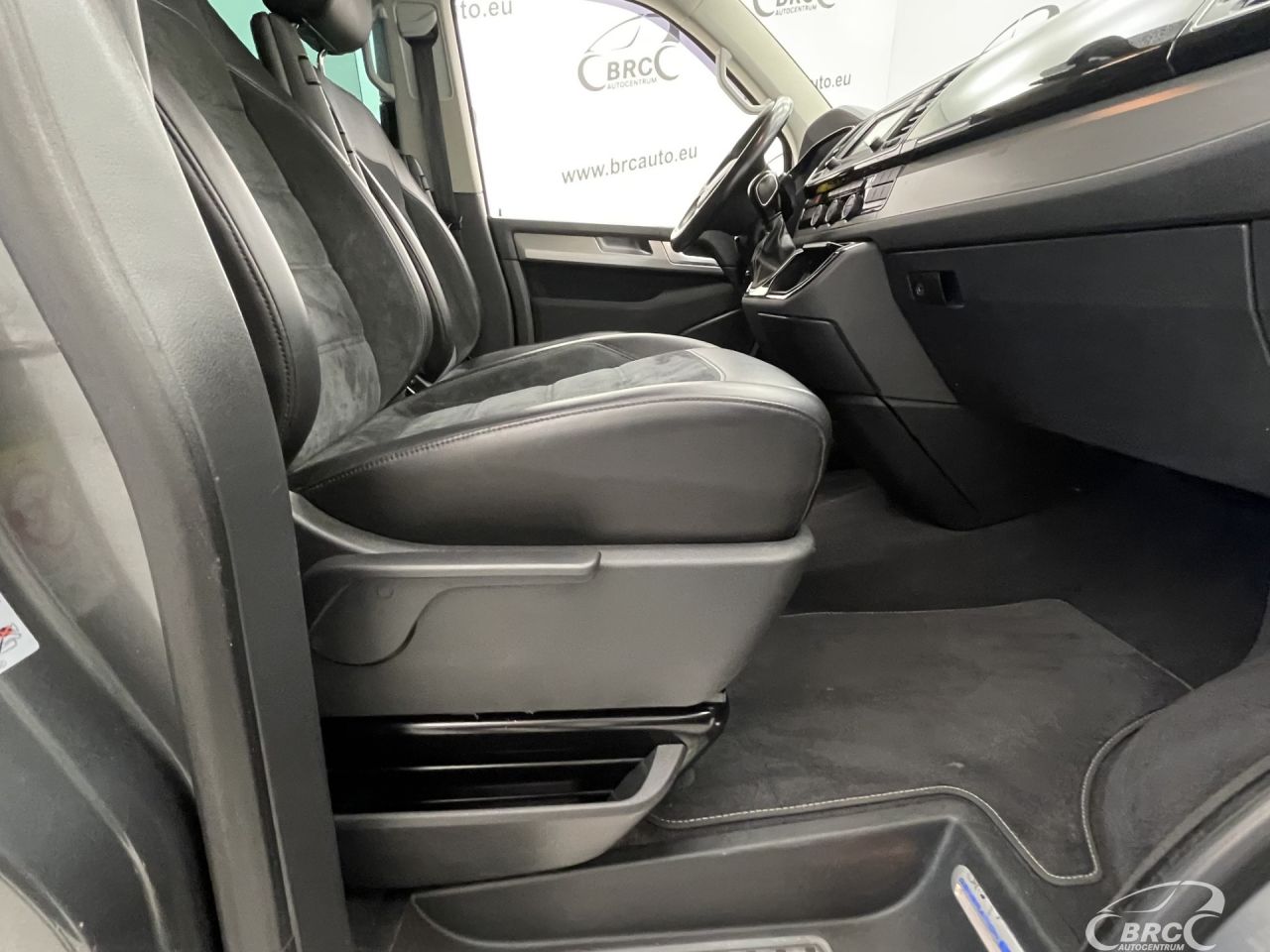 Volkswagen Multivan | 5