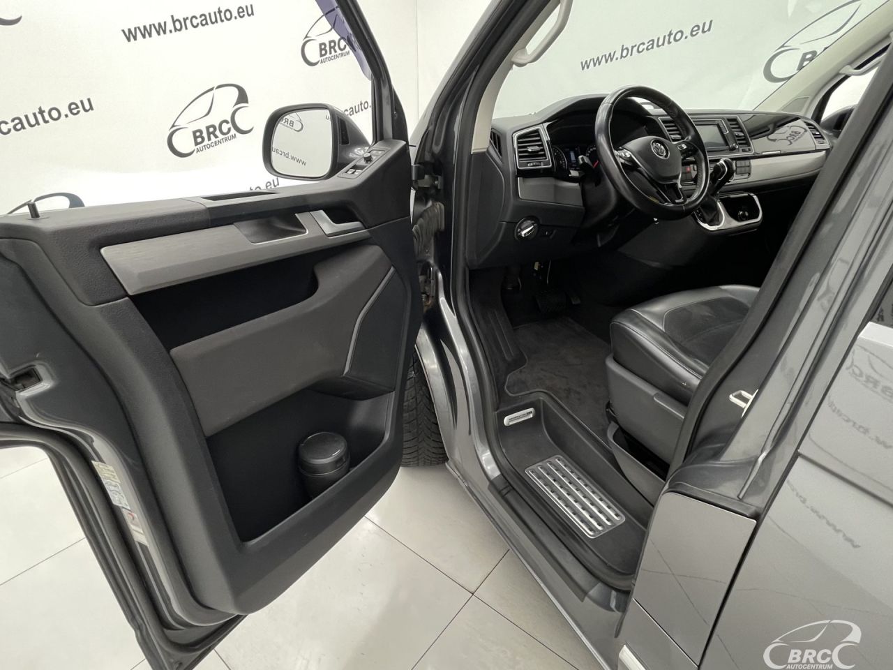 Volkswagen Multivan | 18
