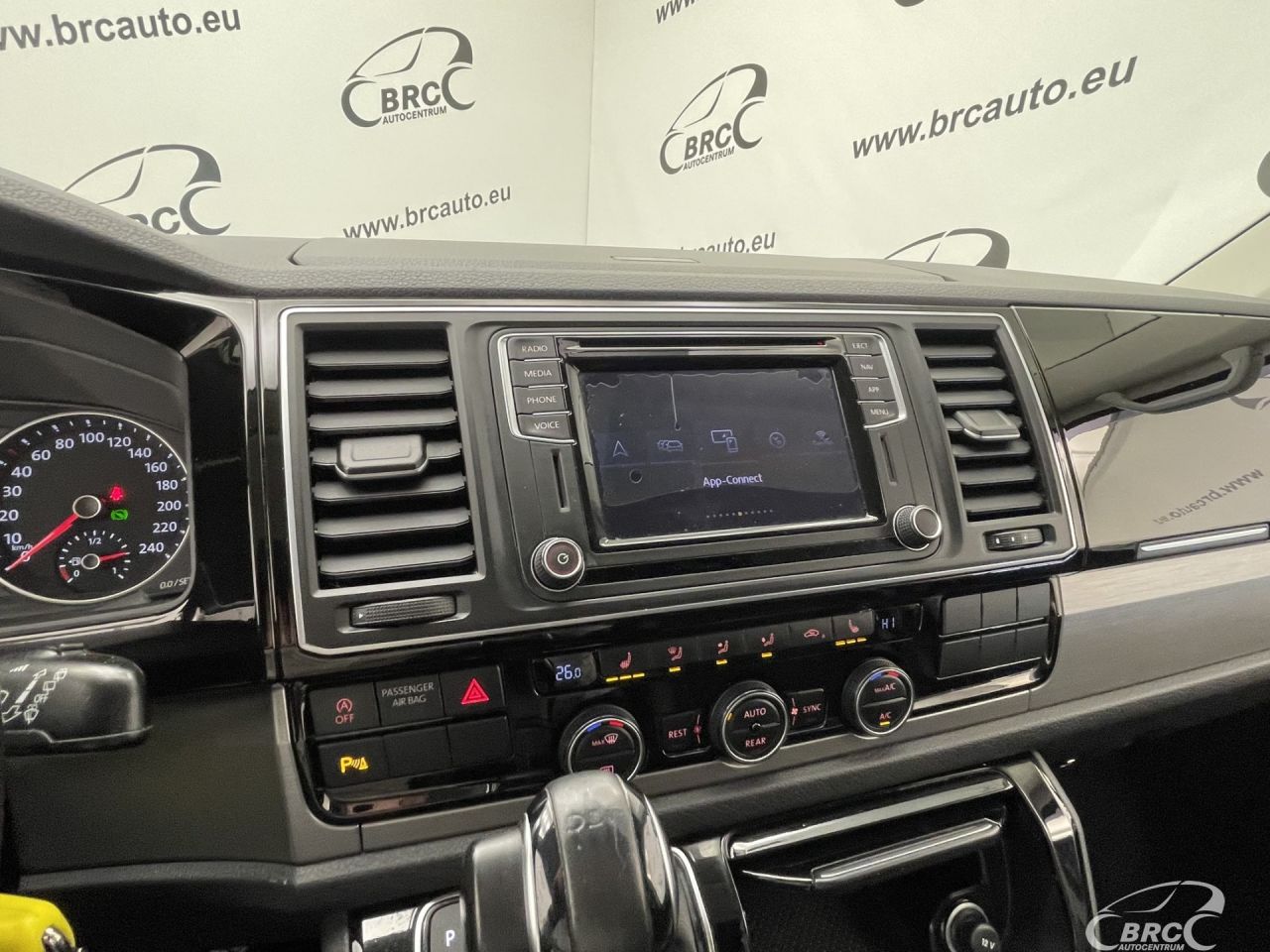 Volkswagen Multivan | 32