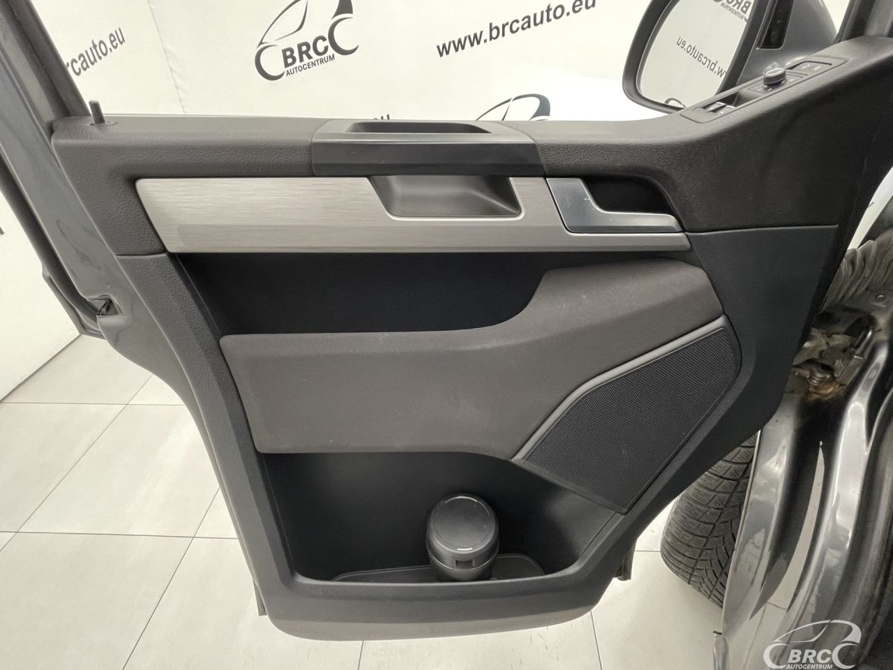 Volkswagen Multivan | 19