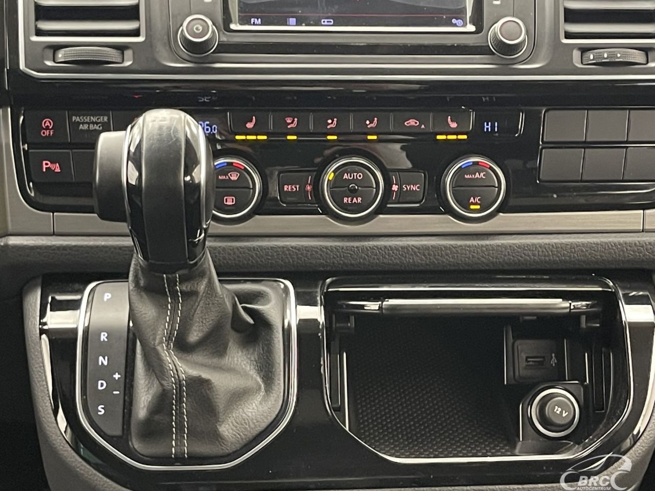 Volkswagen Multivan | 16
