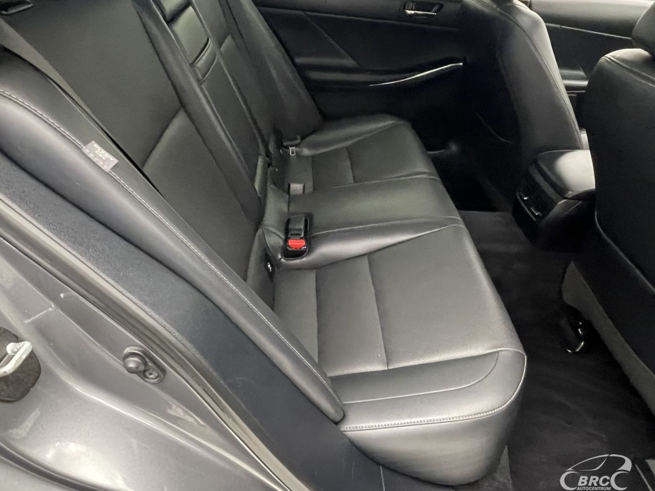 Lexus IS 250 | 9