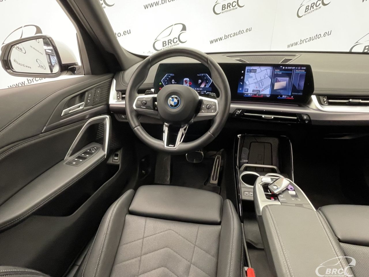 BMW X1 | 12