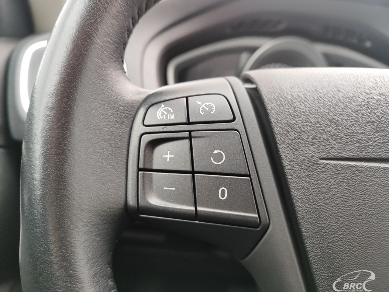 Volvo V40 | 21