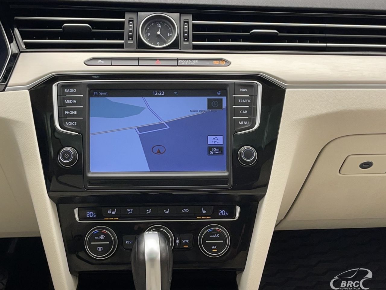 Volkswagen Passat | 17