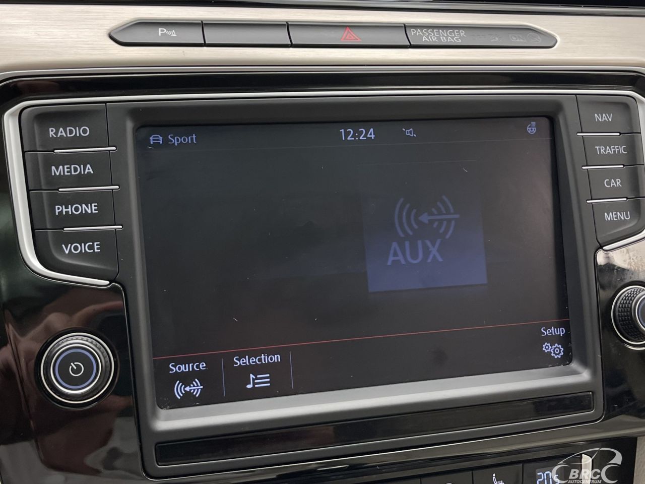 Volkswagen Passat | 36