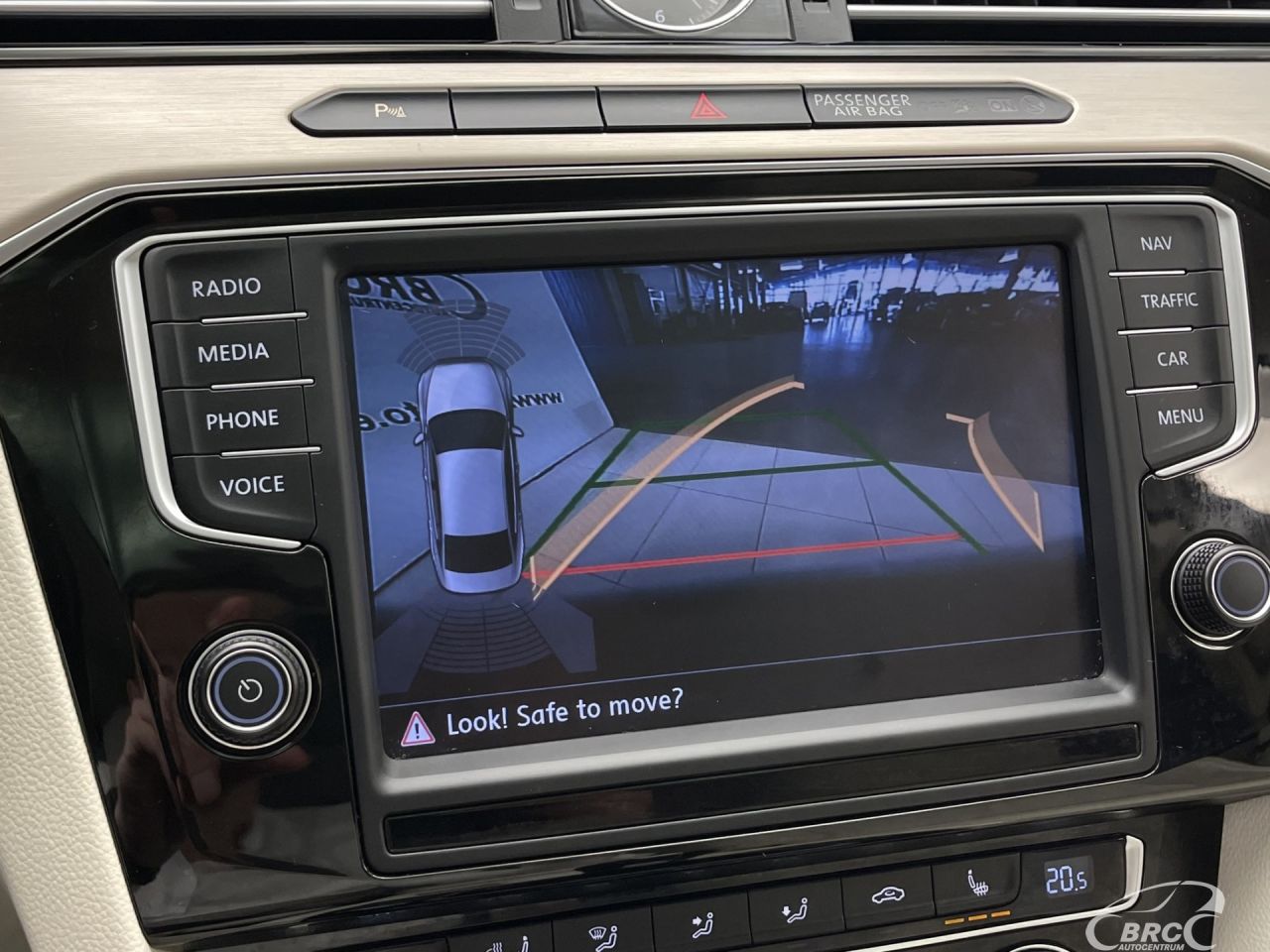 Volkswagen Passat | 34
