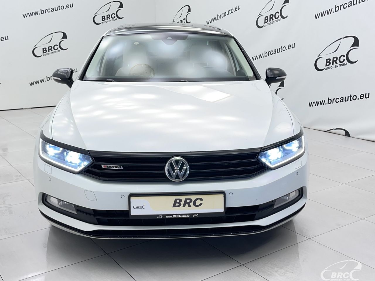 Volkswagen Passat | 51