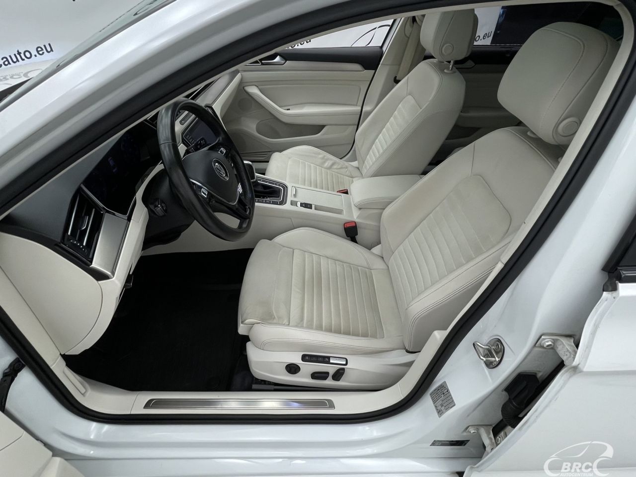 Volkswagen Passat | 21