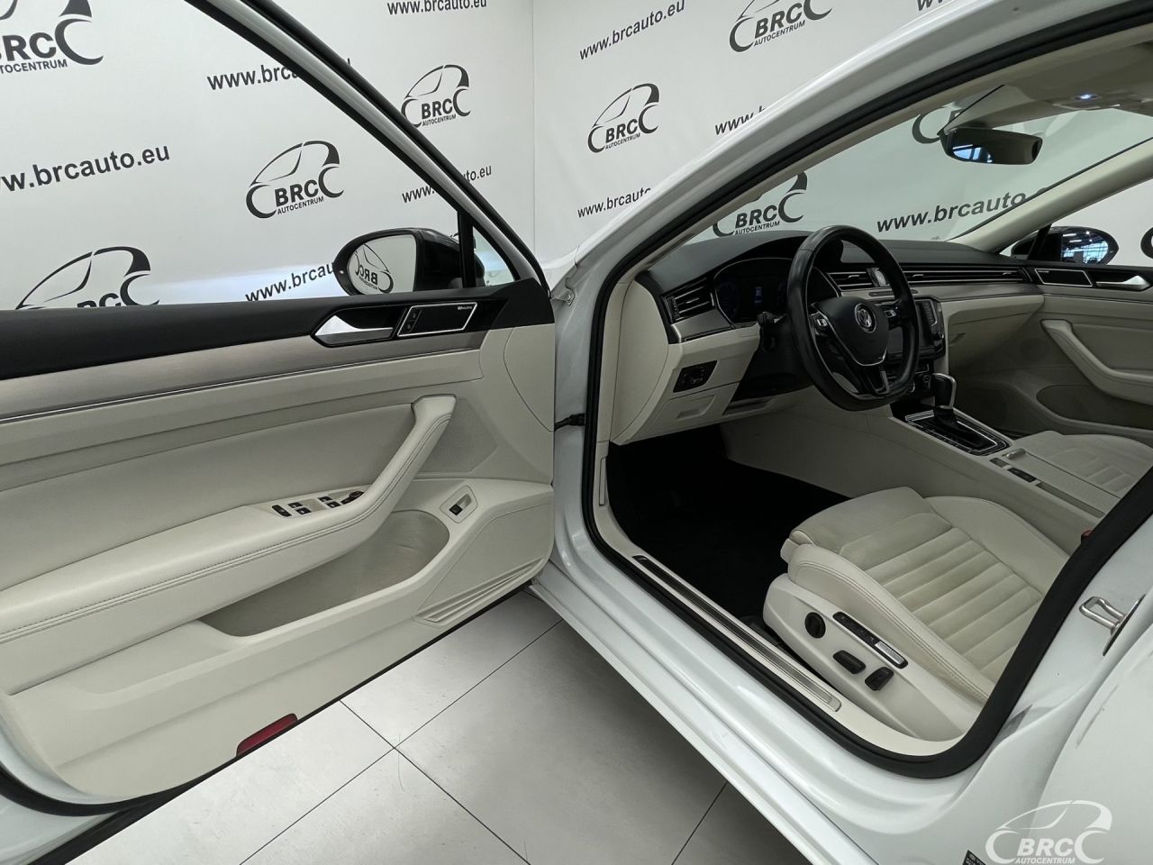 Volkswagen Passat | 19