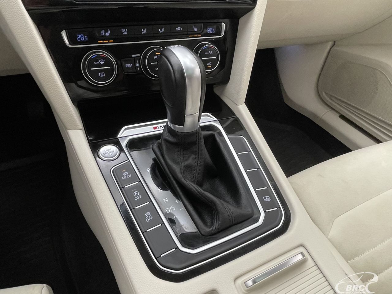 Volkswagen Passat | 26
