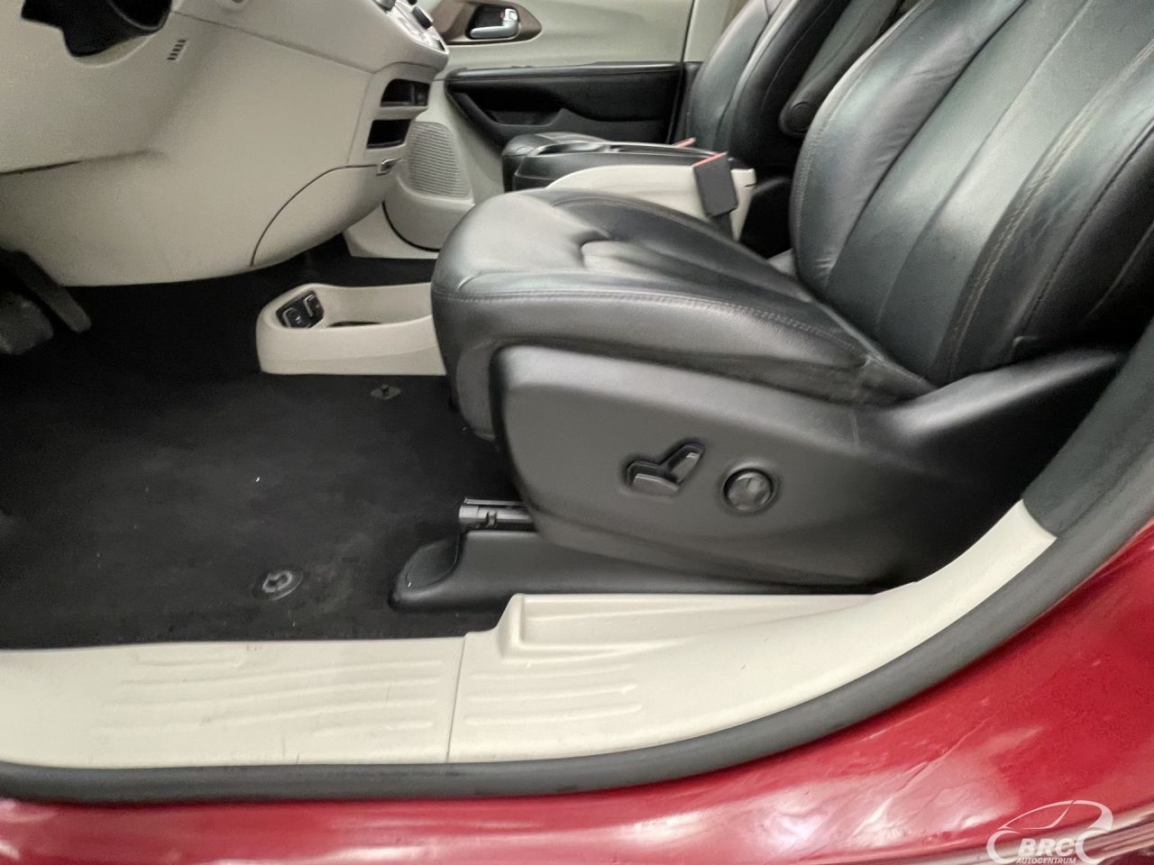 Chrysler Pacifica | 23