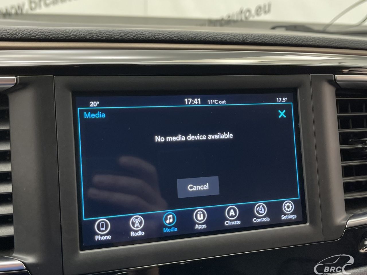 Chrysler Pacifica | 36