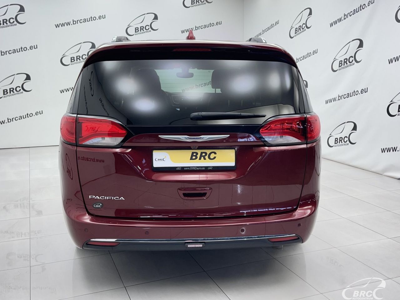 Chrysler Pacifica | 48