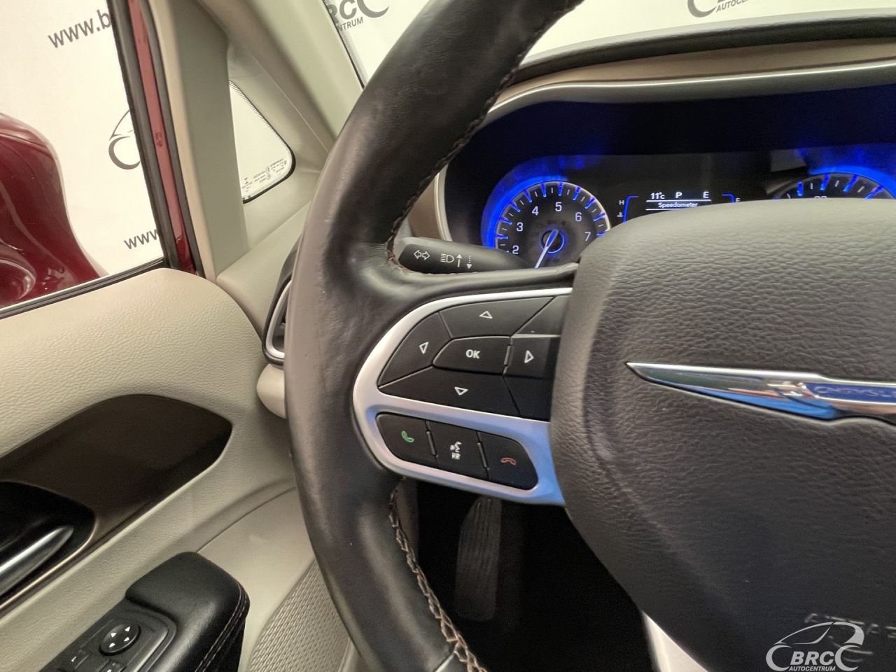 Chrysler Pacifica | 30