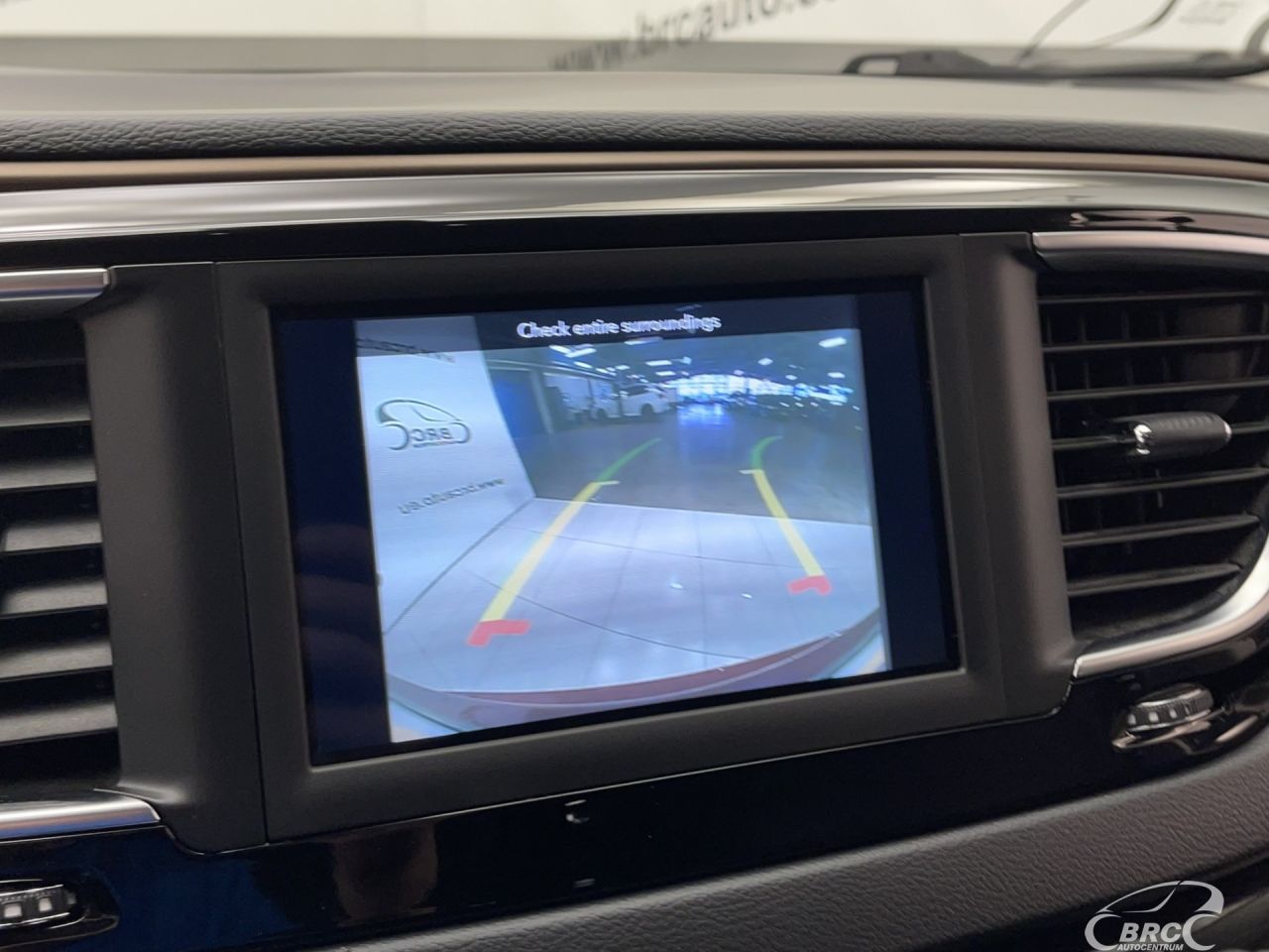 Chrysler Pacifica | 33