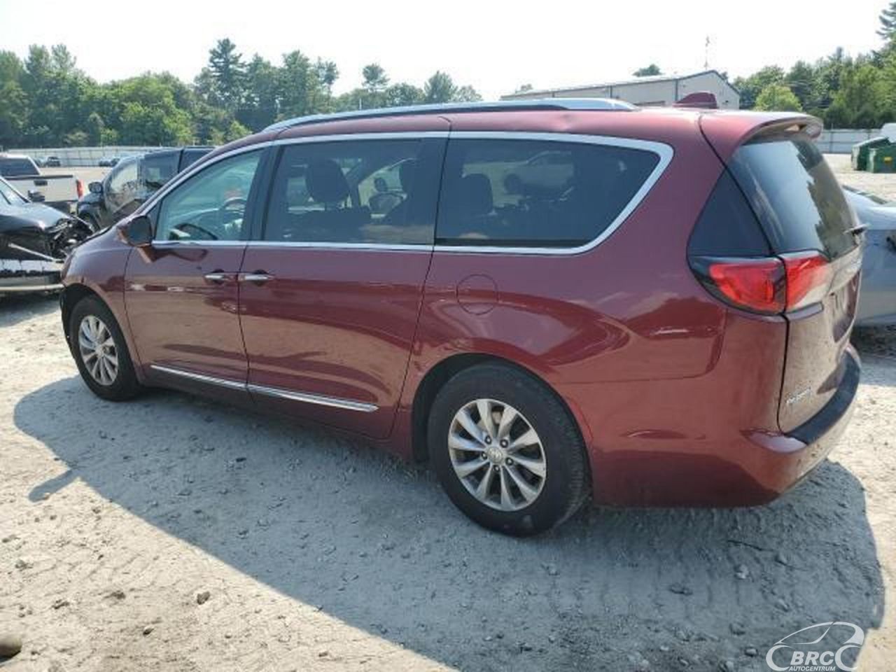 Chrysler Pacifica | 61