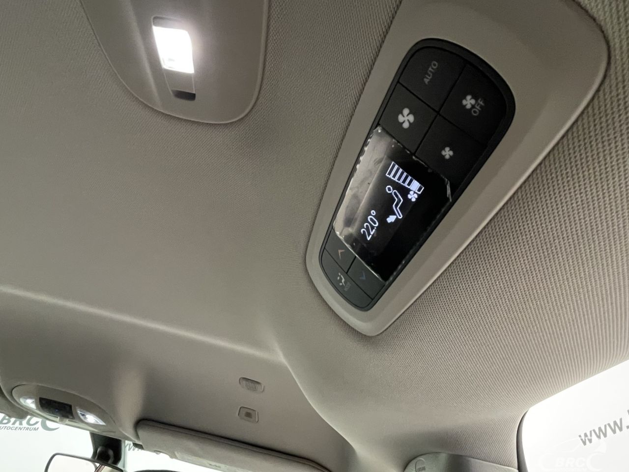Chrysler Pacifica | 12