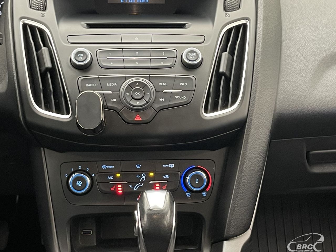 Ford Focus | 15