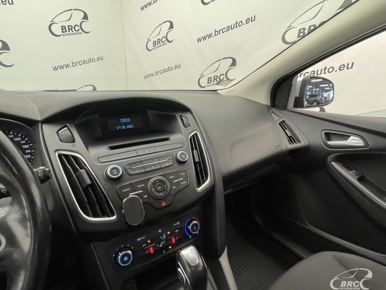 Ford Focus | 24