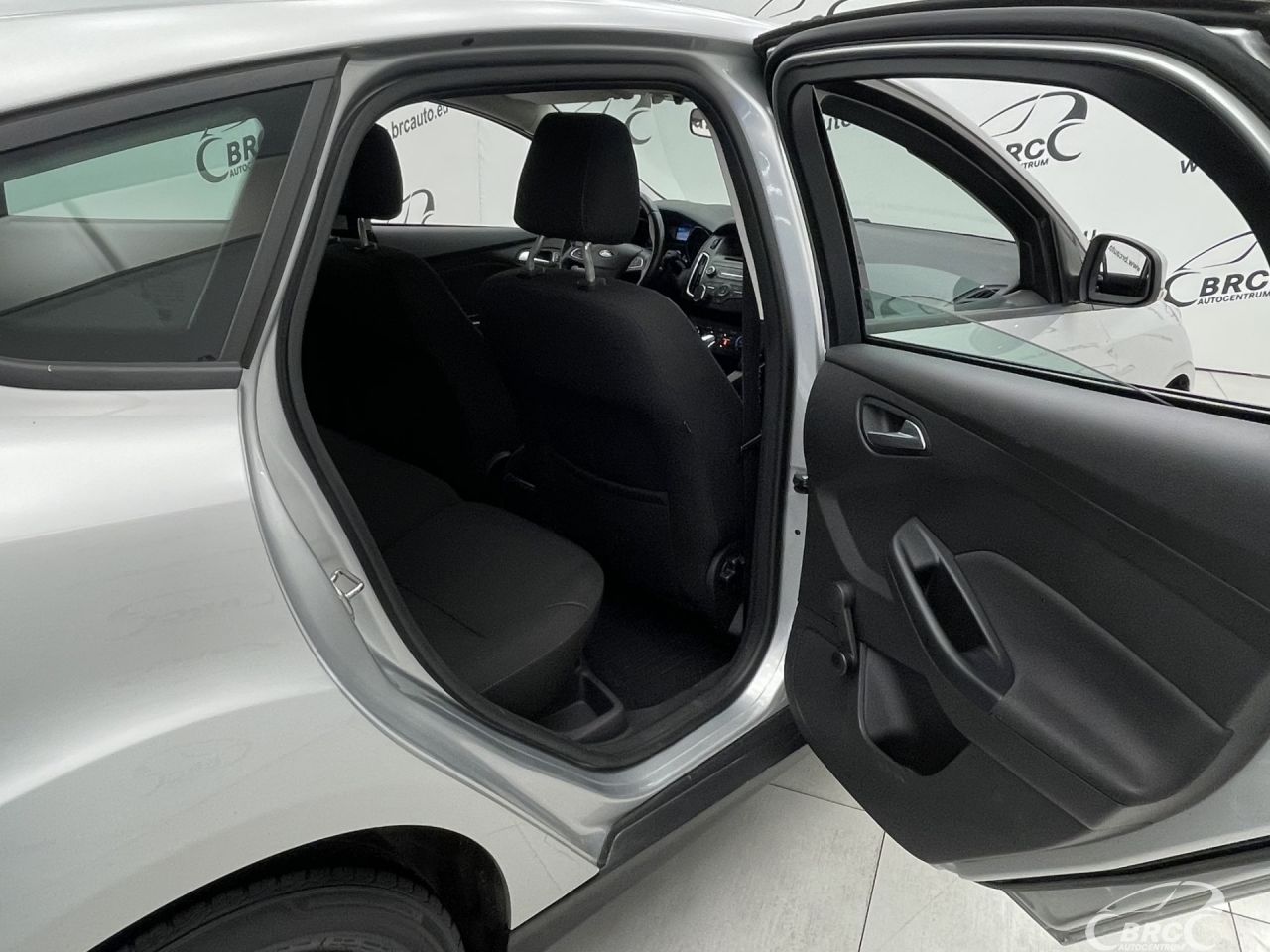 Ford Focus | 11
