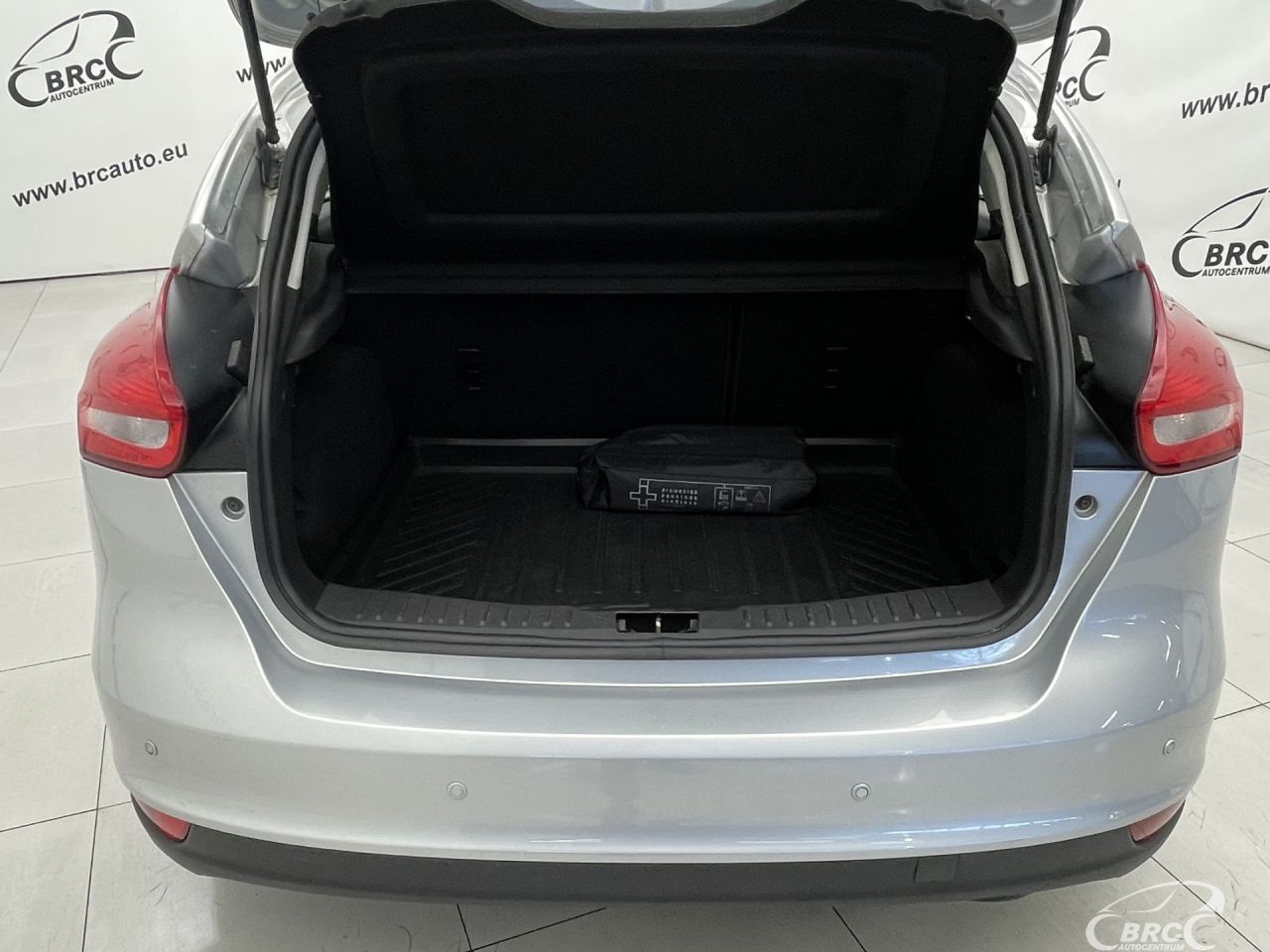 Ford Focus | 32