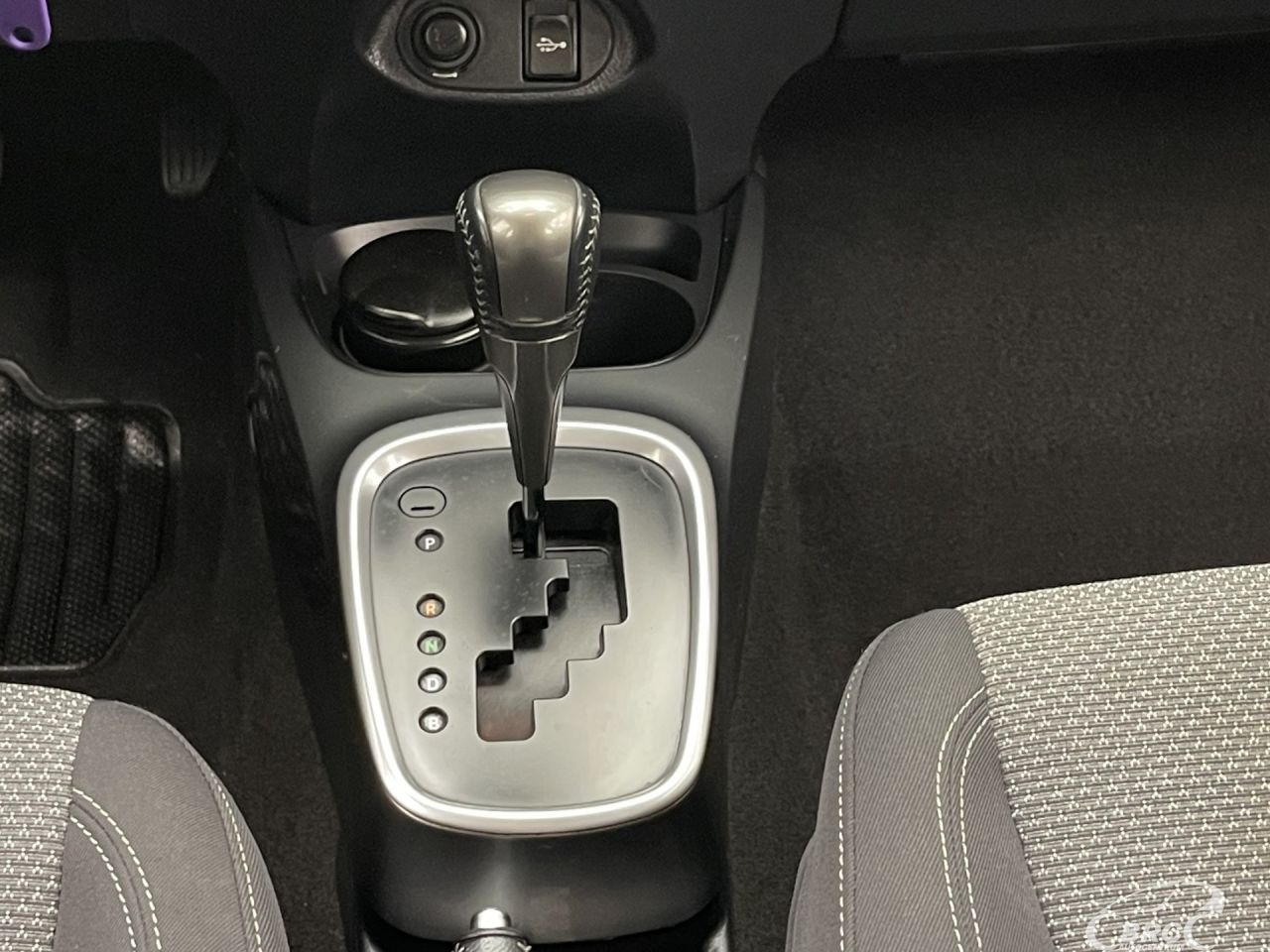 Toyota Yaris | 16