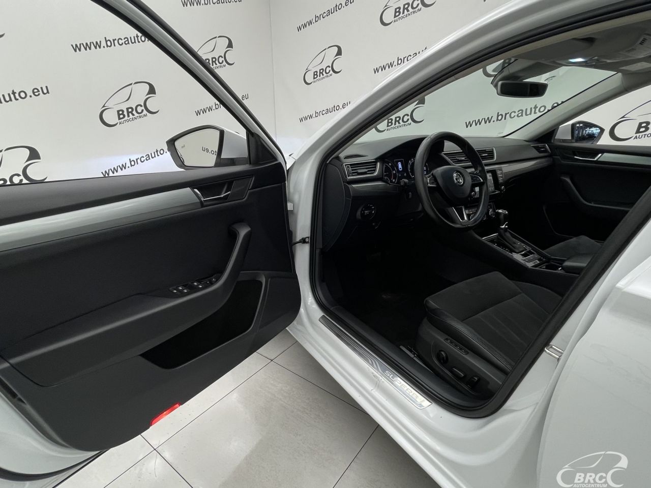 Skoda Superb | 19