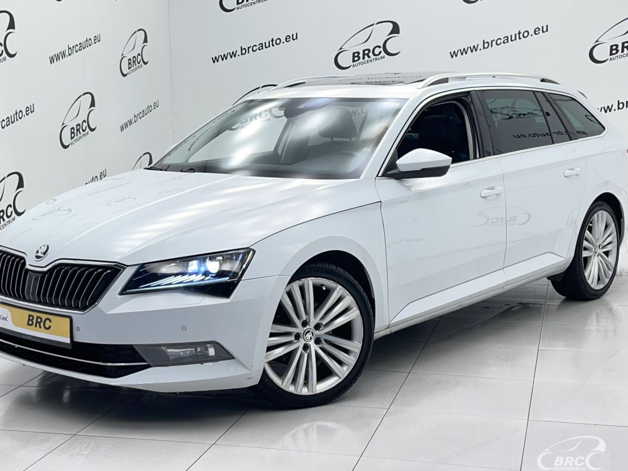 Skoda Superb, 2.0 l., universalas