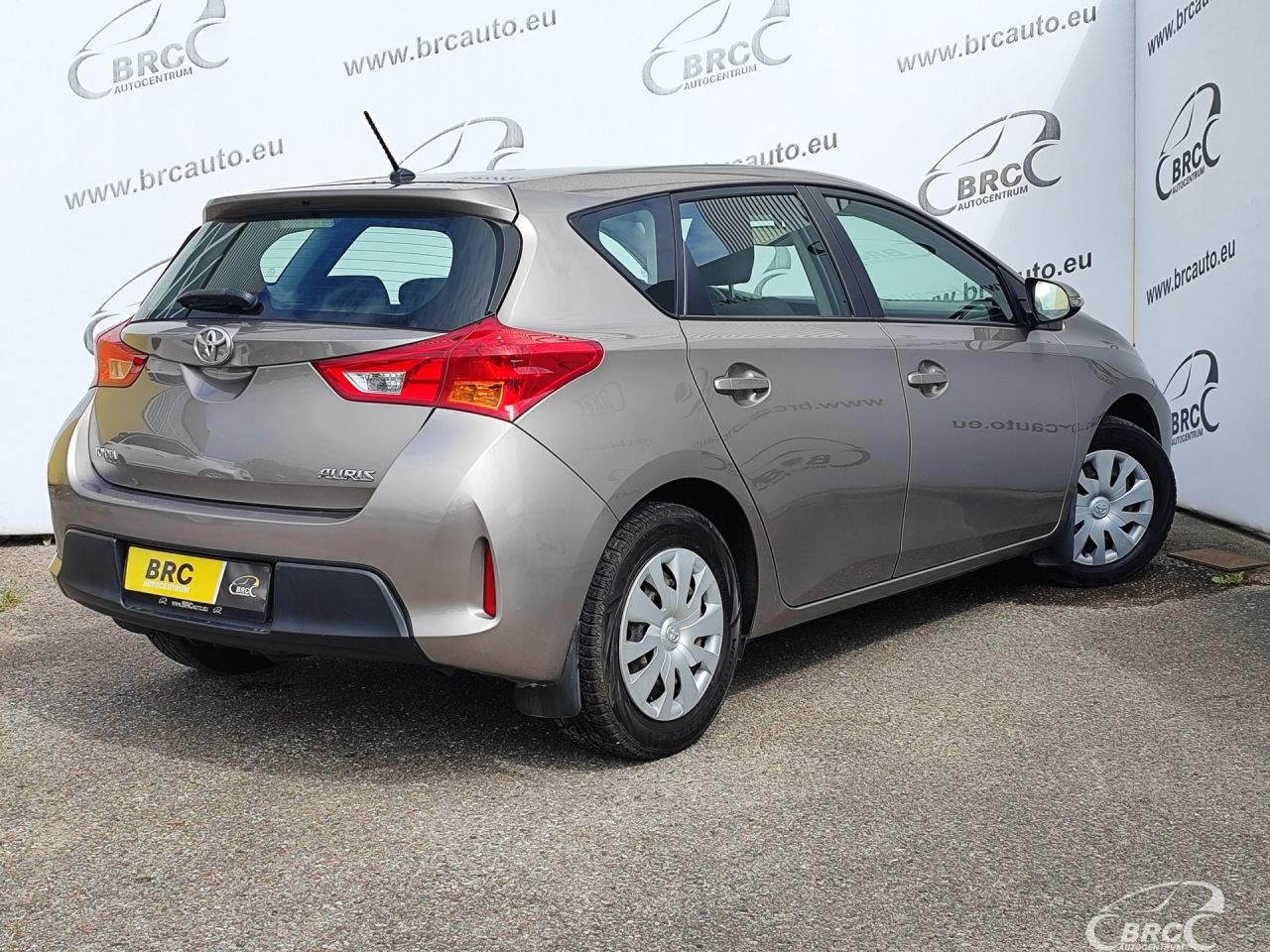Toyota Auris | 1