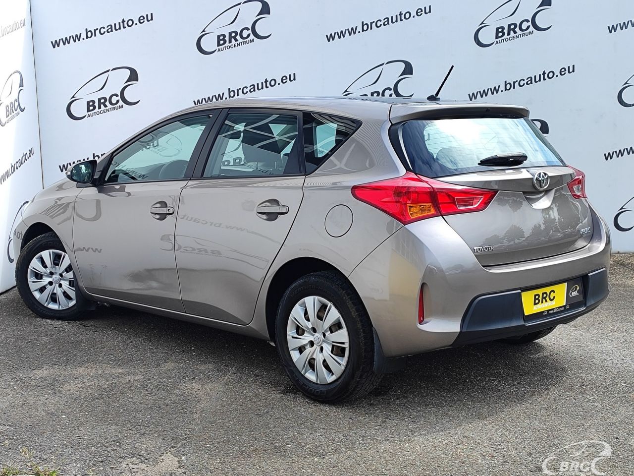 Toyota Auris | 38