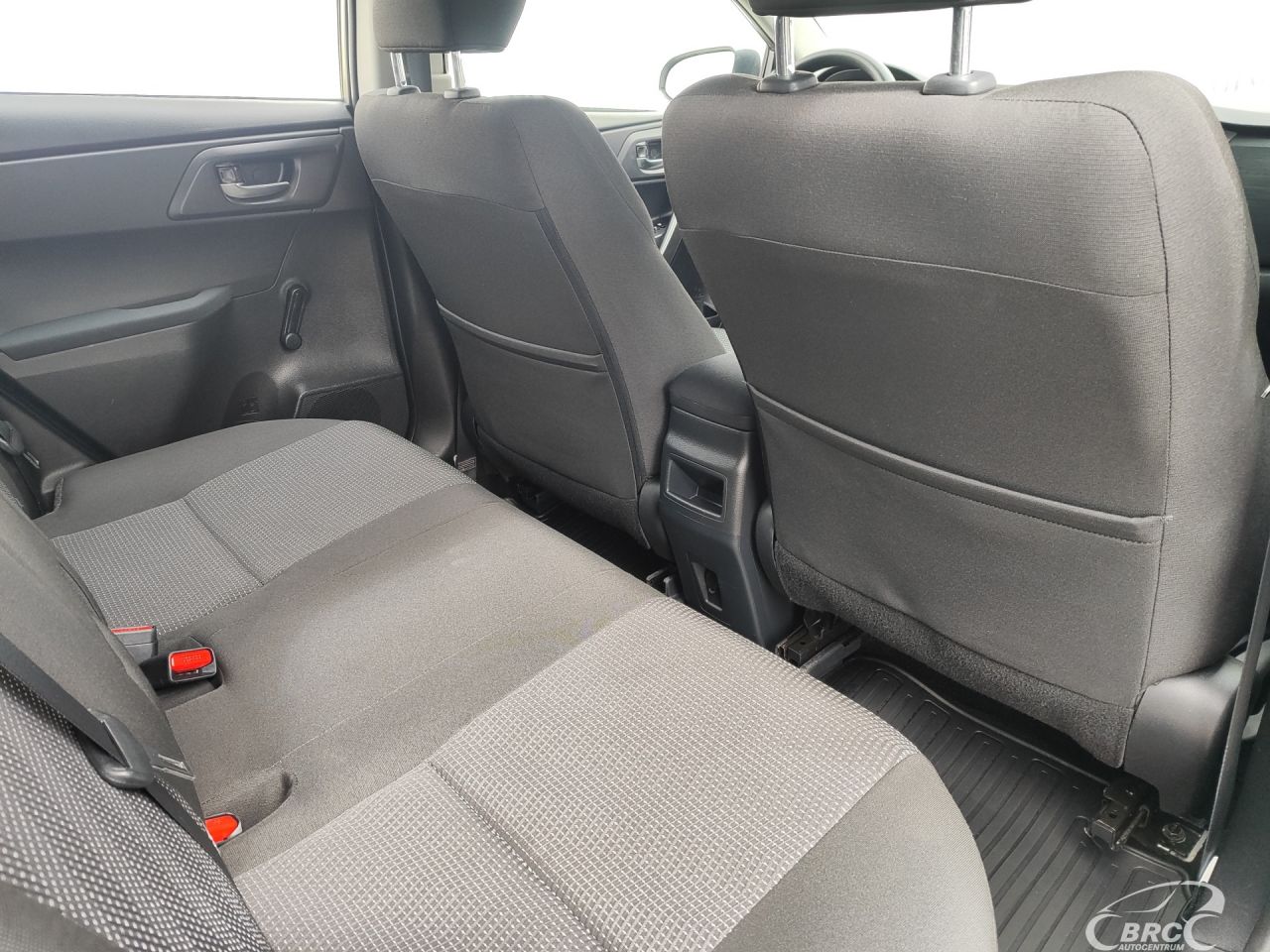 Toyota Auris | 11