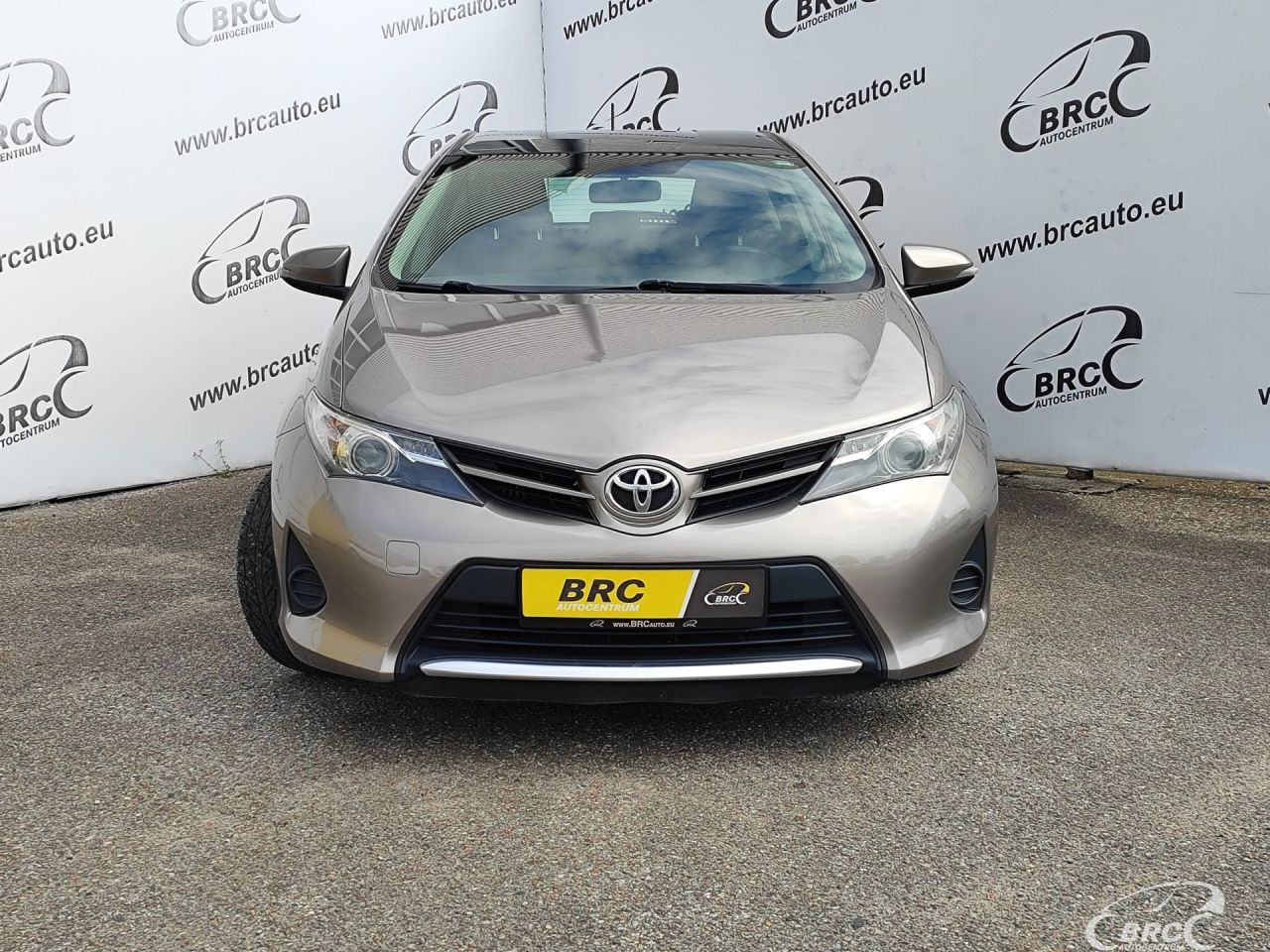 Toyota Auris | 35