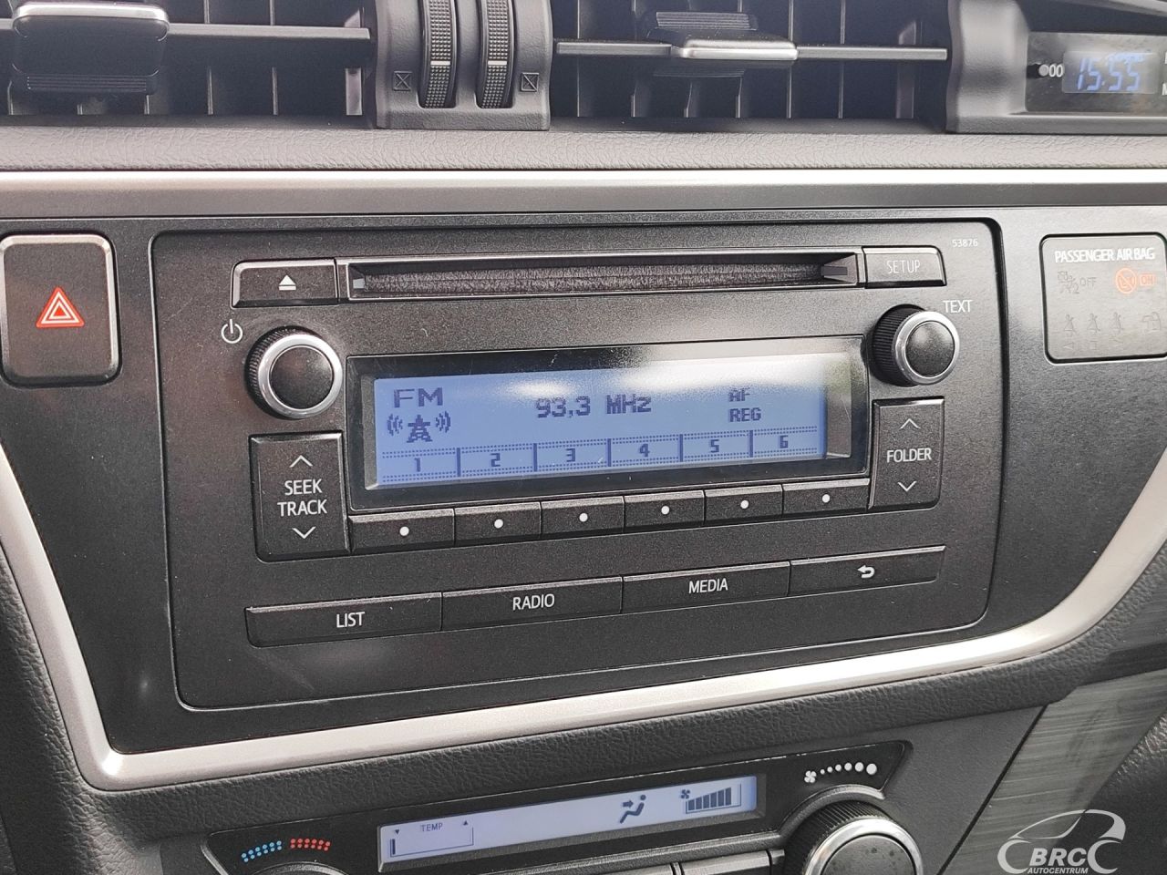 Toyota Auris | 32