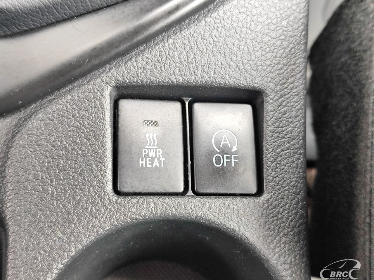 Toyota Auris | 29