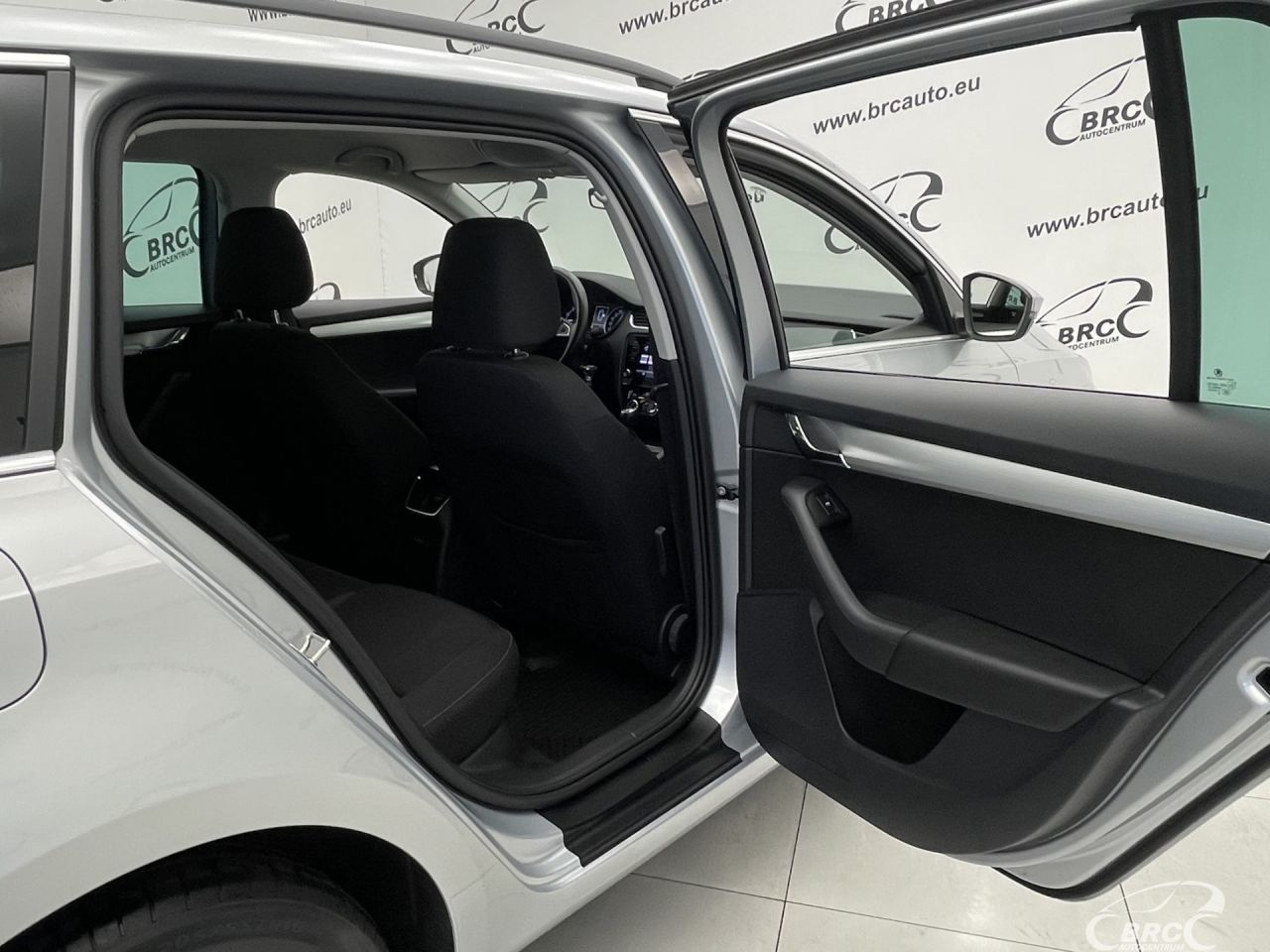 Skoda Octavia | 11
